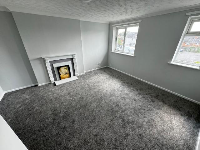 Banstead Close, Parkfields, Wolverhampton WV2, 2 bed flat to rent, £795 pcm | PrimeLocation