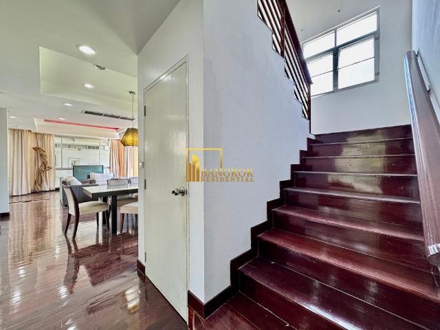 Baan Sun Wichai | Spacious 4 Bed Pool Villa in Rama 9 Area BR28064SH
