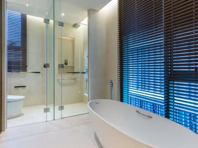 Baan Sindhorn | Luxury Condo for Rent Chidlom | City Lifestyle Luxury | Near BTS Chidlom | 180,000 THB/Month LTH14982