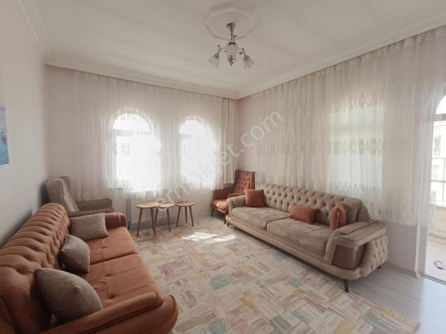 Babacandan Yenişehir'de Doğalgazlı parkeli asansörlü 4+1 Daire