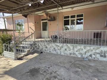 Babaeski Ertuğrulda 1523 M2 Arsa Ve Satılık 2+1 Bahçeli Ev