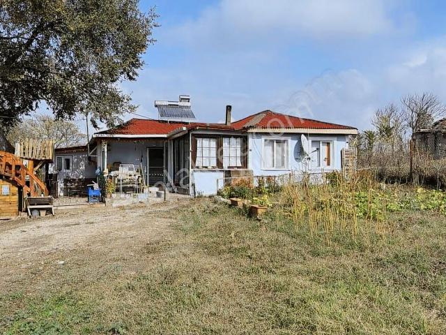 Babaeski Pancarköyde Satılık 1086 M2 Arsa Ve Köy Evi