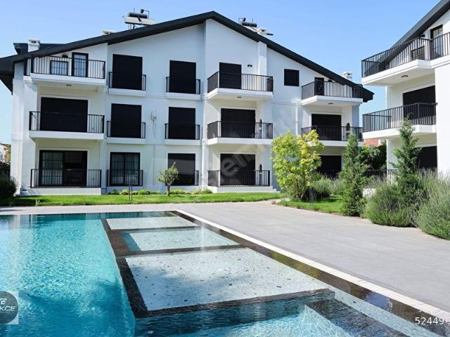 Babataşı Mahallesi Sahile 400m Site İçinde Sıfır 4+1 Dubleks