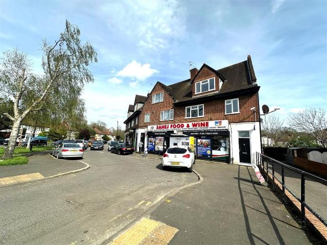 Baber Bridge Parade, Feltham TW14, 3 bed maisonette to rent, £1,750 pcm | PrimeLocation