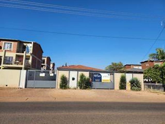 Bachelor Unit to Rent – 767 Moot Street, Daspoort | R3 800