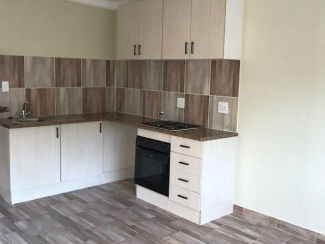 Bachelor apartment in Arcadia