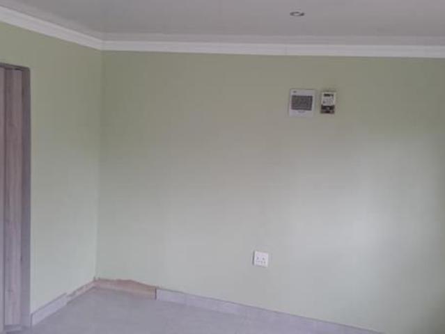 Bachelor apartment in Benoni Ah
