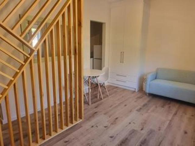 Bachelor apartment in Oranjezicht