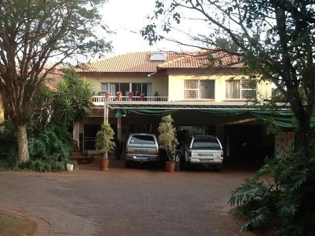Bachelor apartment in Murrayfield