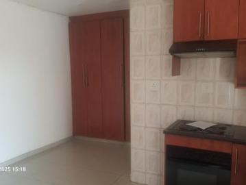 Bachelor apartment in Soweto Central