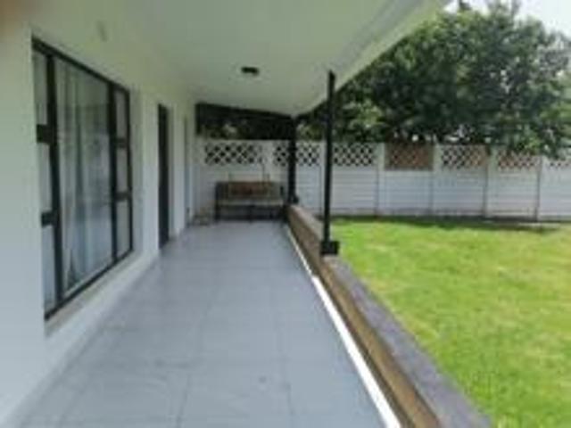 Bachelor apartment in Rynfield
