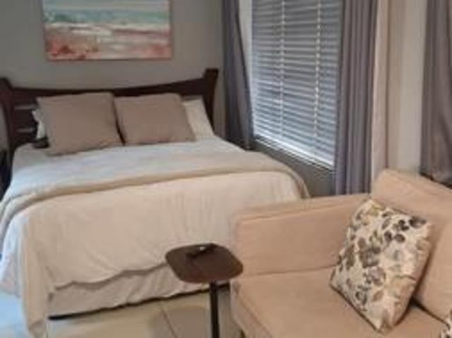 Bachelor apartment in Wilgeheuwel