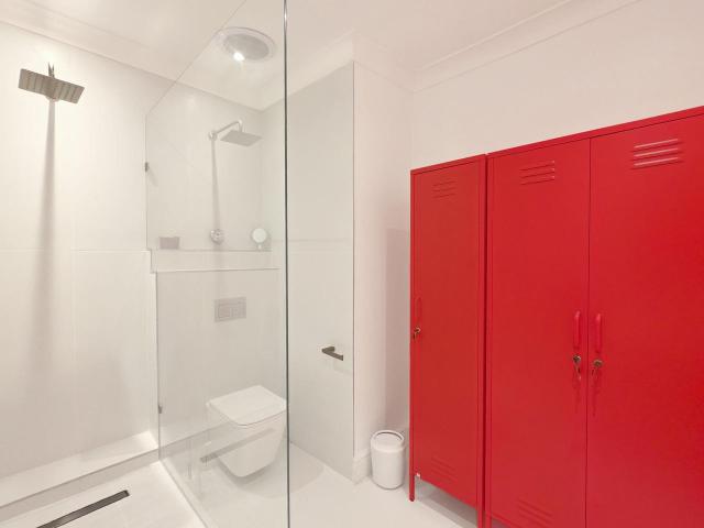 Bachelor Apartment to rent in Cape Town City Centre