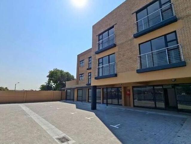 Bachelor Apartment to rent in Grassy Park, Cape Town
