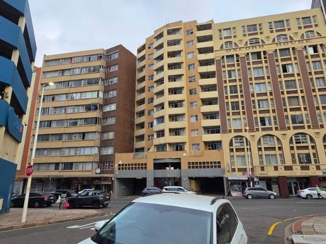 Bachelor Apartment rented in South Beach, Durban