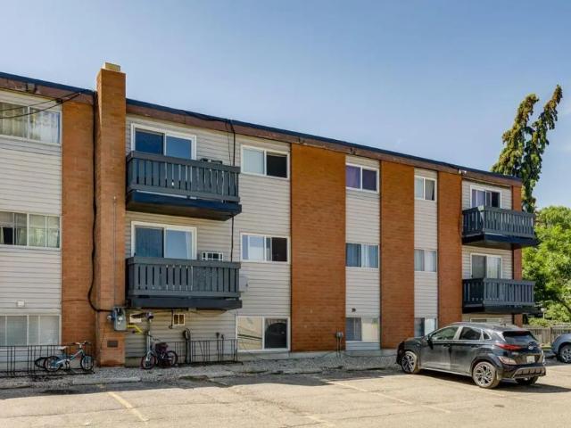 2 Bedroom at Summers Manor