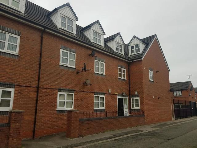 Back Market Street, Newton Le Willows WA12, 2 bed flat to rent, £625 pcm | PrimeLocation
