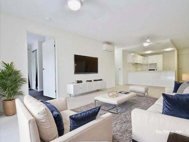 BACK OF COMPLEX ! FACING NORTH ! MODERN AIR CON & SECURE PARKING