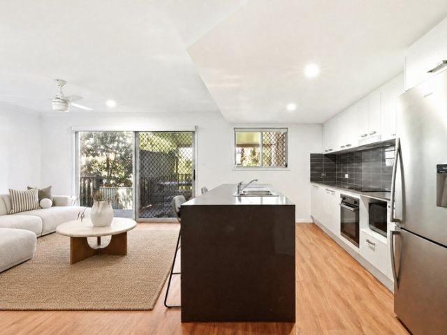 Back on market, available again, Private elevated bushland outlook
