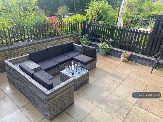 Back Church Lane, London, E1 2 bed maisonette to rent £2,999 pcm £692 pw