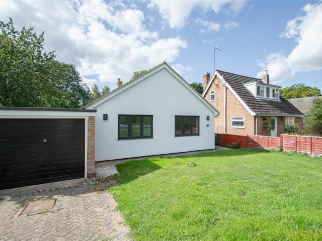 Back Road, Cambridge CB21 3 bed detached bungalow to rent £1,600 pcm £369 pw