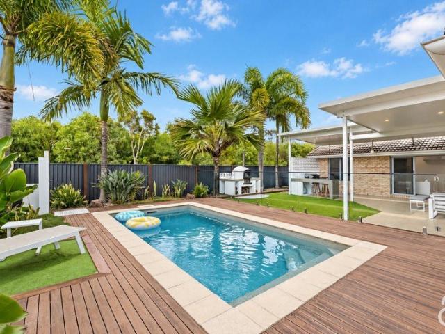 Backing onto nature. Lakefront strolls and barefoot beach mornings
