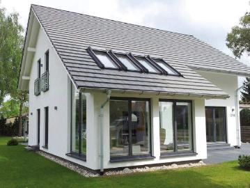 Bad Düben: Drempelhaus mit effizienter Planung und großzügigem Wohnkomfort