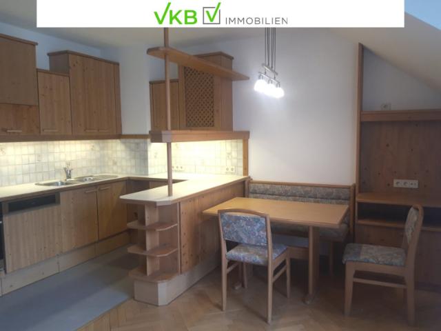Bad Schallerbach: Dachgeschoßwohnung mit 2 Balkone zu vermieten!