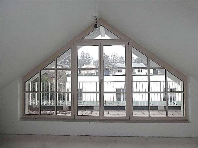 Bad Vöslau Moderne Dachgeschosswohnung mit Terrasse