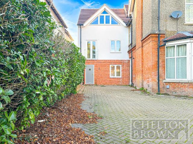 Badby Road, Daventry, Northamptonshire NN11, 3 bed semi detached house to rent, £1,250 pcm | PrimeLocation