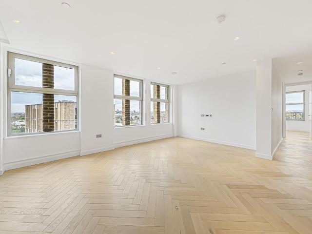 Baddiel House, Willesden, London NW10, 3 bed flat to rent, £3,250 pcm | PrimeLocation