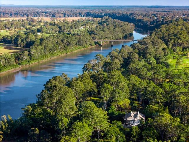 BADDOW HOUSE, Maryborough, 1883 Heritage listed Mansion & Fraser Coast Treasure