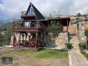 BADEMAĞACINDA DOĞA DENİZ MANZARALI MÜSTAKİL AĞAÇ EV ARSA TAPULU
