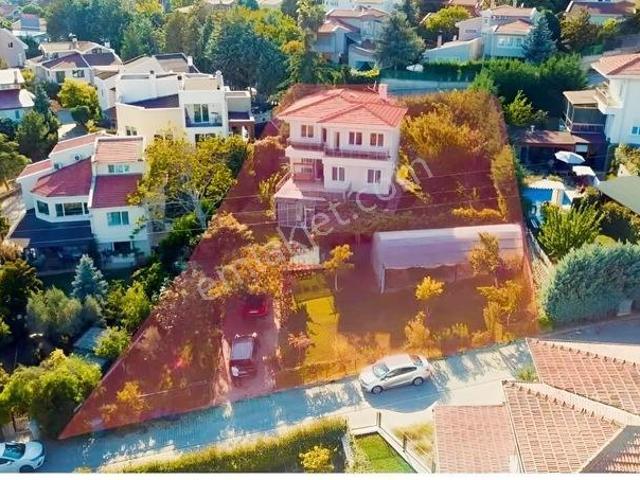 Bademli'de Acil Satılık Fırsat Villa