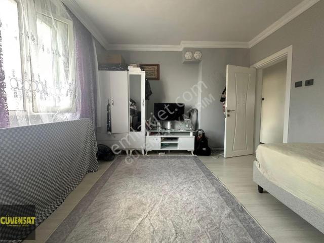 Bademlik Mahallesinde Acil Satılık 2+1 Daire