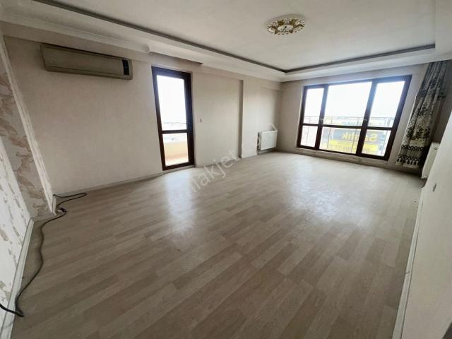 Bademlik'te Manzaralı 6+1 Teras 280m2 Asansörlü Otoparklı