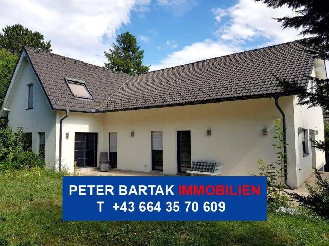 BADEN WOHLFÜHLZONE ZUM TOPPREIS! Hübsche Einfamilienvilla Bj: 2008 mit 236m² Wohnfläche und 867m² Gesamtgrund in Zentrumsnähe