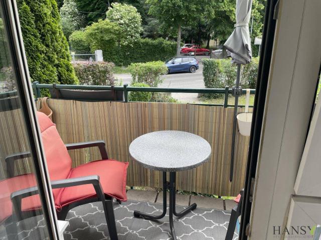 BADEN HIT: 2 Zimmer Wohnung mit Loggia & Stellplatz in begehrter Lage