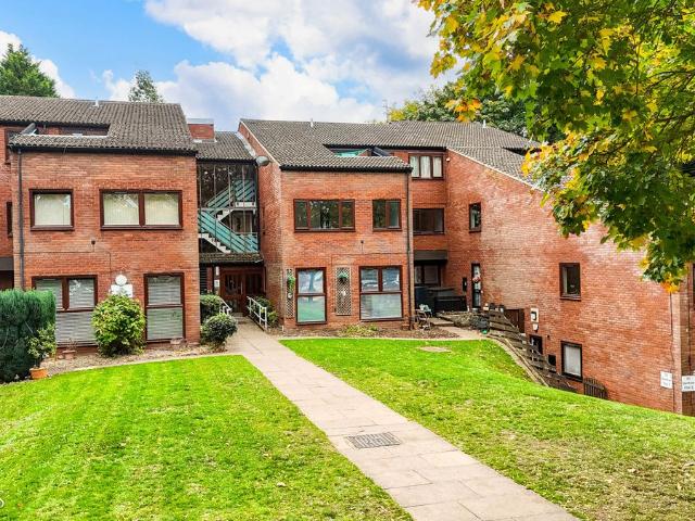 Badgers Bank Road, Sutton Coldfield, West Midlands B74, 2 bed flat to rent, £1,100 pcm | PrimeLocation