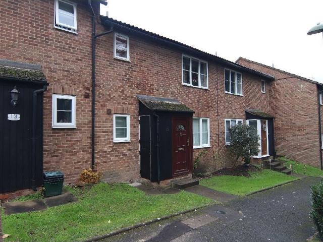 Badgers Copse, Orpington BR6, 2 bed maisonette to rent, £1,650 pcm | PrimeLocation