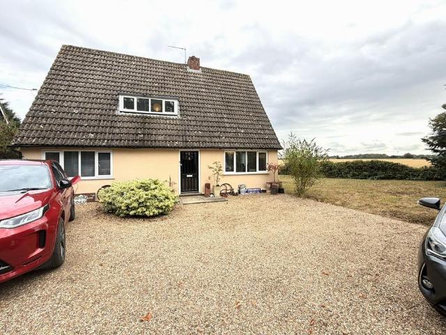 Badingham 3 bed detached house to rent £1,350 pcm £312 pw