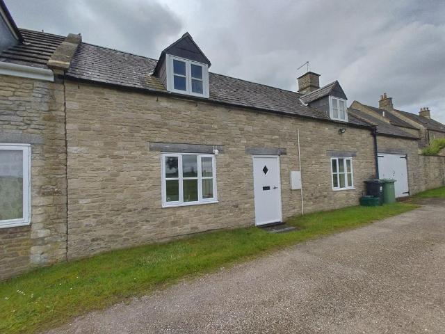 Badminton GL9 2 bed cottage to rent £1,200 pcm £277 pw