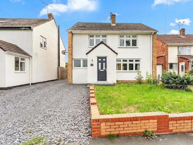 Badminton Road, Bristol BS16 3 bed detached house to rent £2,000 pcm £462 pw