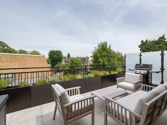 Badminton Road, Nightingale Triangle, SW12 Wilfords London