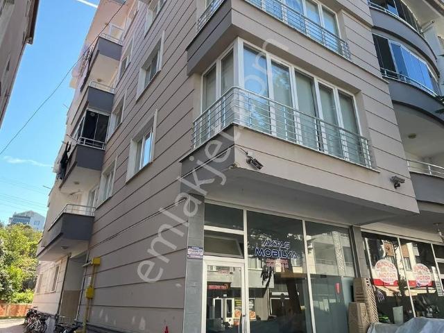 Bafra Vıp Gym'den Yakakent Merkez Satılık Teraslı Dubleks Daire