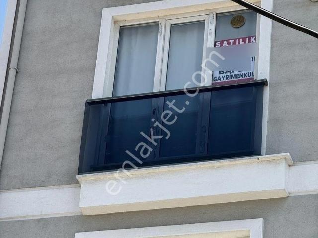 Bafss’tan Kuyu Mahallesi Mehmet Akif Caddesi Üzerinde Satılık 50m2 1+1 Daire