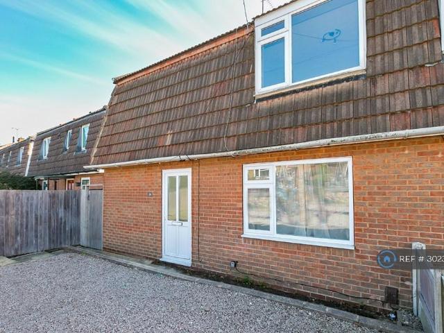 Bagnall Avenue, Arnold, Nottingham, NG5 5 bed semi detached house to rent £1,995 pcm £460 pw