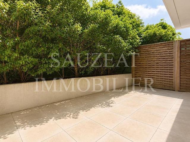 Bagneux Appartement 2 pièces avec terrasse de 20m² Meublé