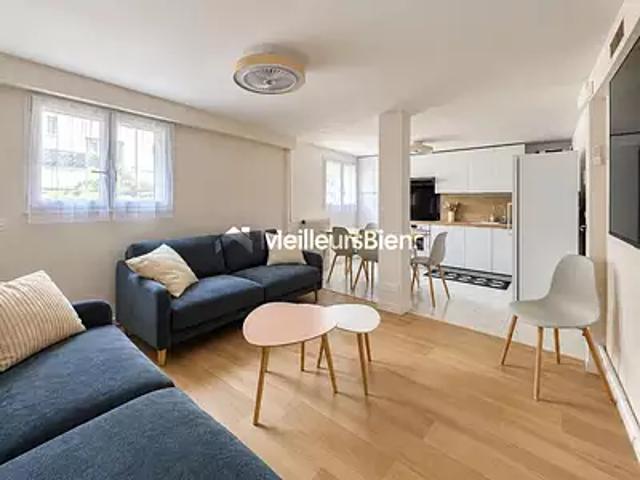 Bagneux 92220 Location maison 8 pièces t8 terrasse