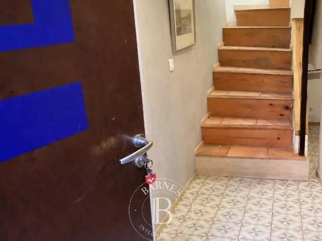 BAGNOLS EN FORÊT – Superbe opportunité – Maison de village r. 80m² Bagnols en Forêt